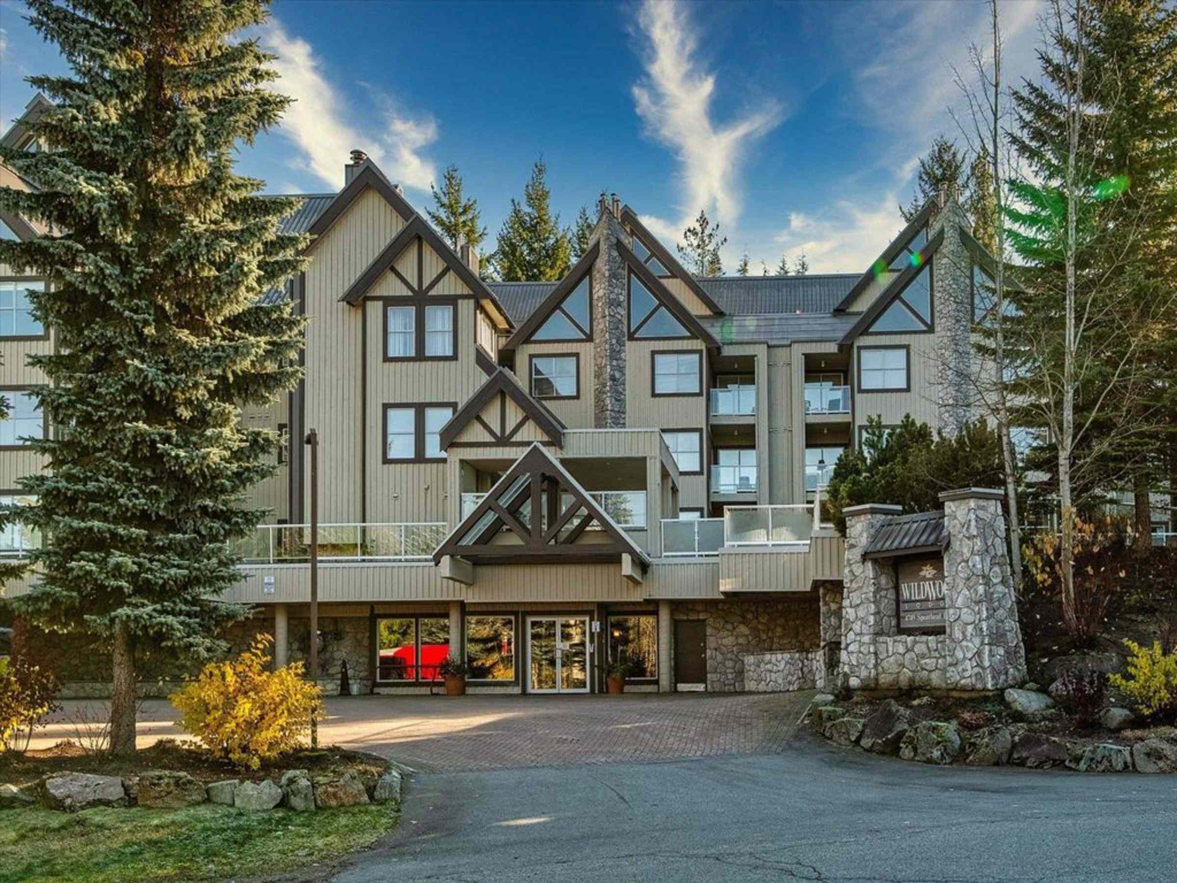 Wildwood Lodge